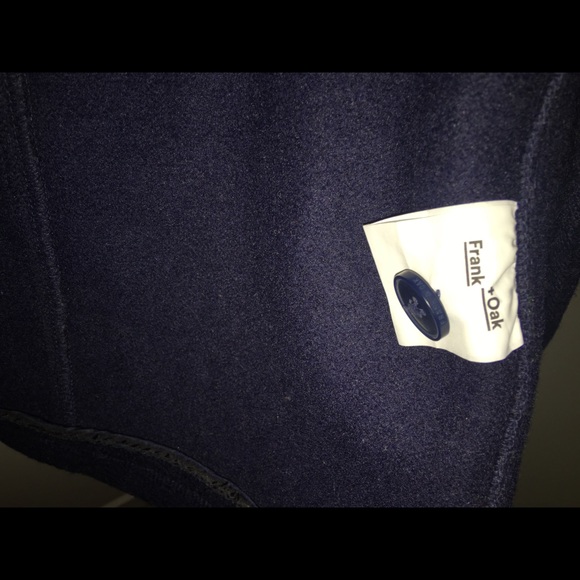 Frank + Oak - Picture 5 of 9